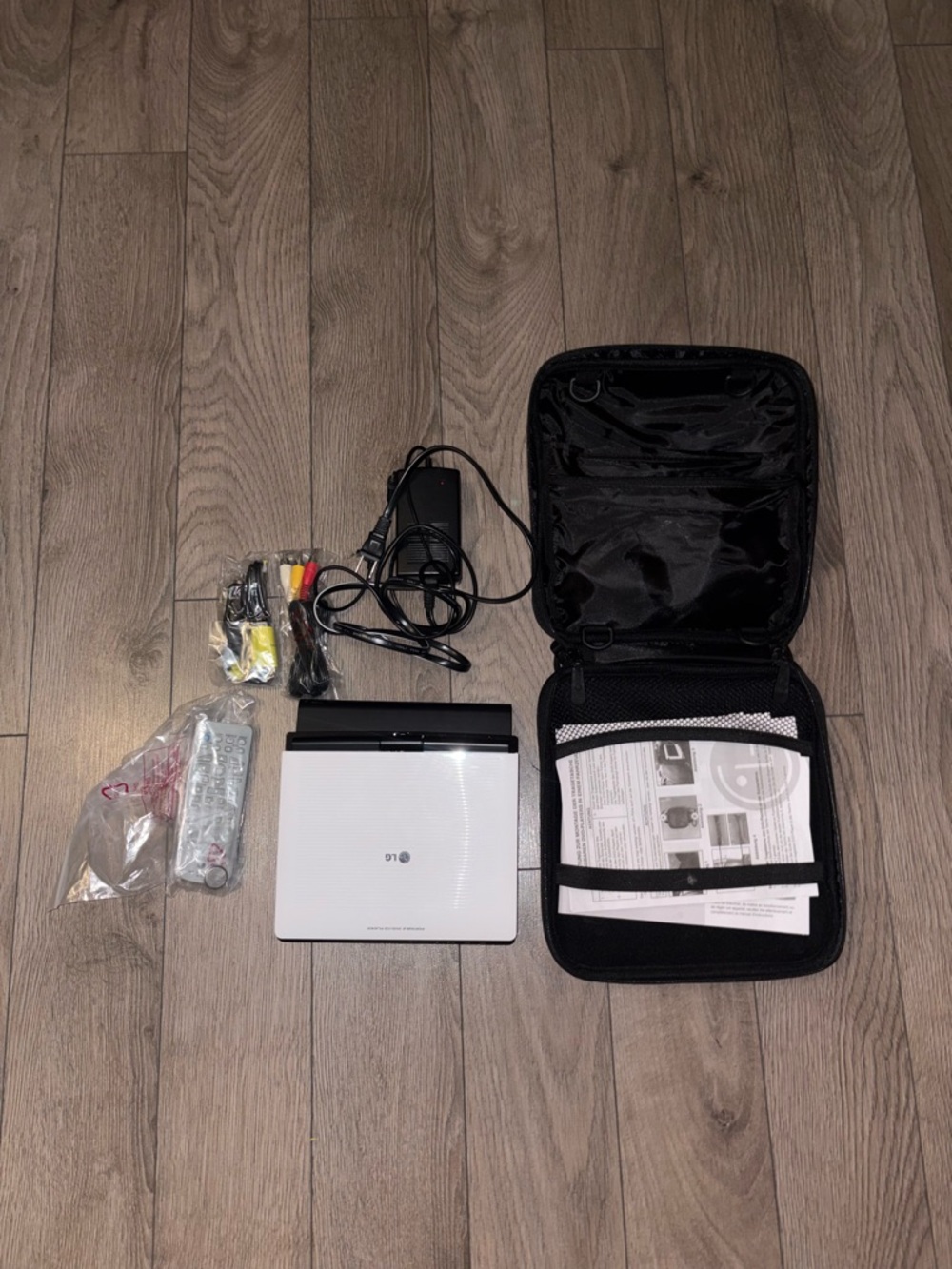 LG White Portable DVD Player with Black Carry Case